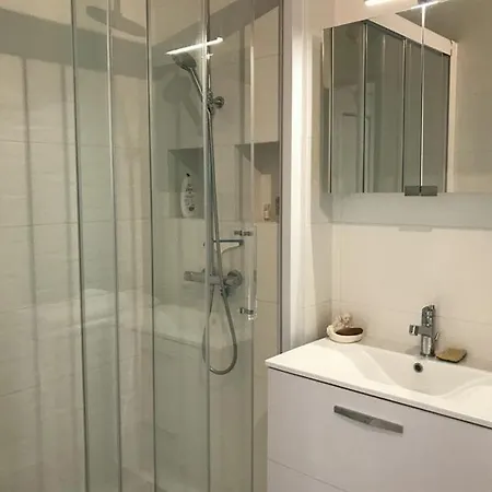 Appartement A Deux Pas Du Centre Ville Et Gare Proximite Mer