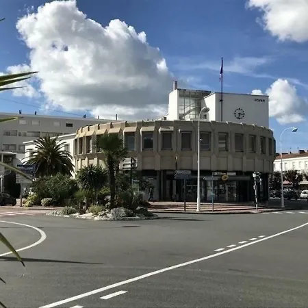 Appartement A Deux Pas Du Centre Ville Et Gare Proximite Mer
