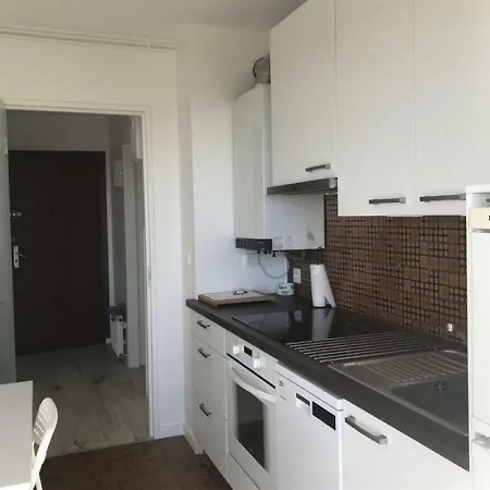 Appartement A Deux Pas Du Centre Ville Et Gare Proximite Mer Royan