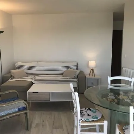 Appartement A Deux Pas Du Centre Ville Et Gare Proximite Mer *